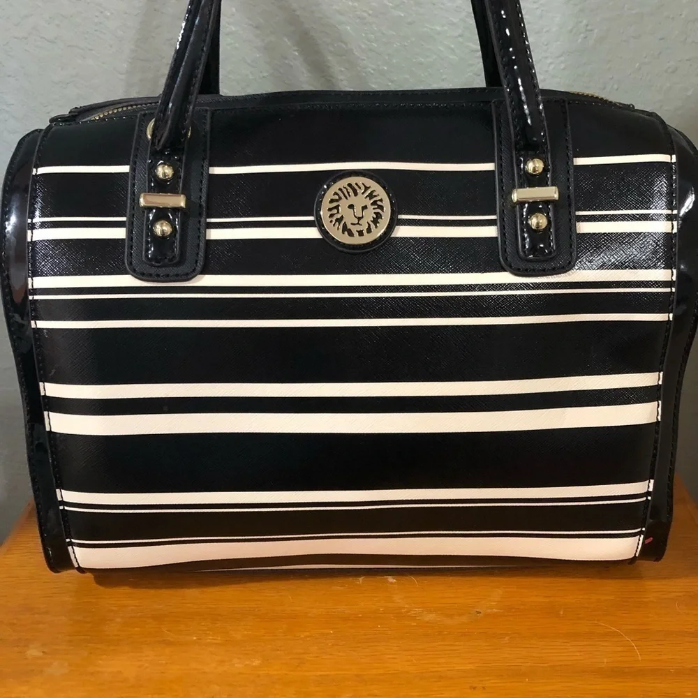ANNE Klein doctor style bag